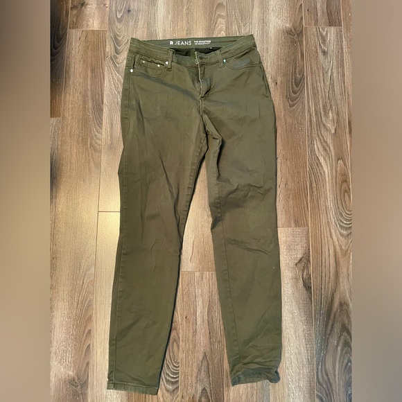 Reitmans sculpting olive green jeans - Picture 1 of 2